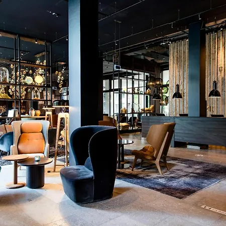 Motel One Hamburg-Fleetinsel-2